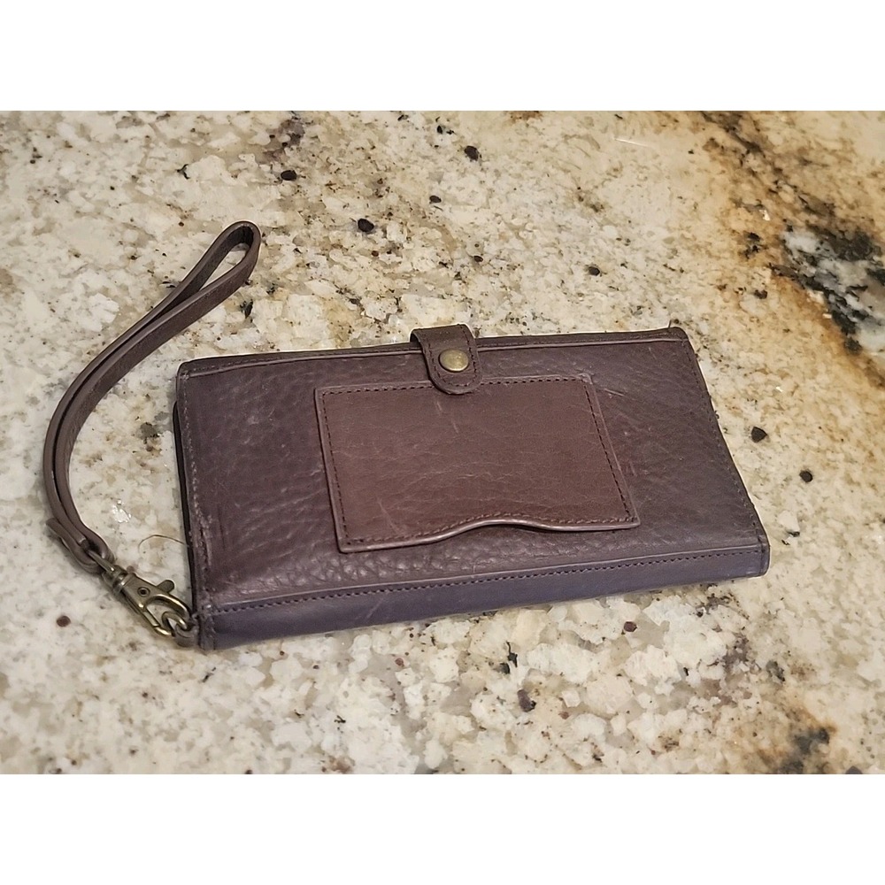 Duluth Trading Brown Lifetime Leather Wallet Wristlet Clutch Women's.  EUC